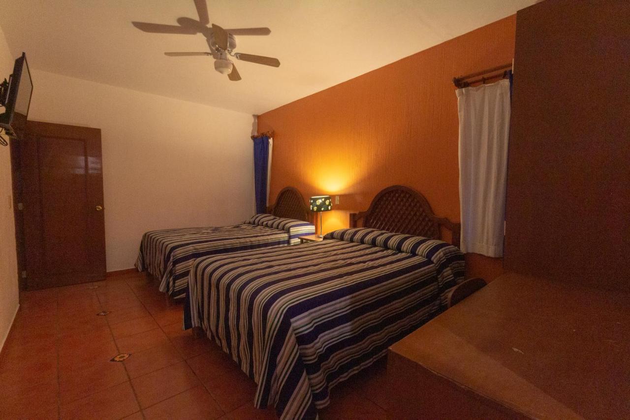 Hotel Degollado Zewnętrze zdjęcie