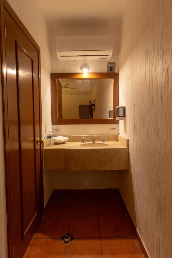 Hotel Degollado Zewnętrze zdjęcie