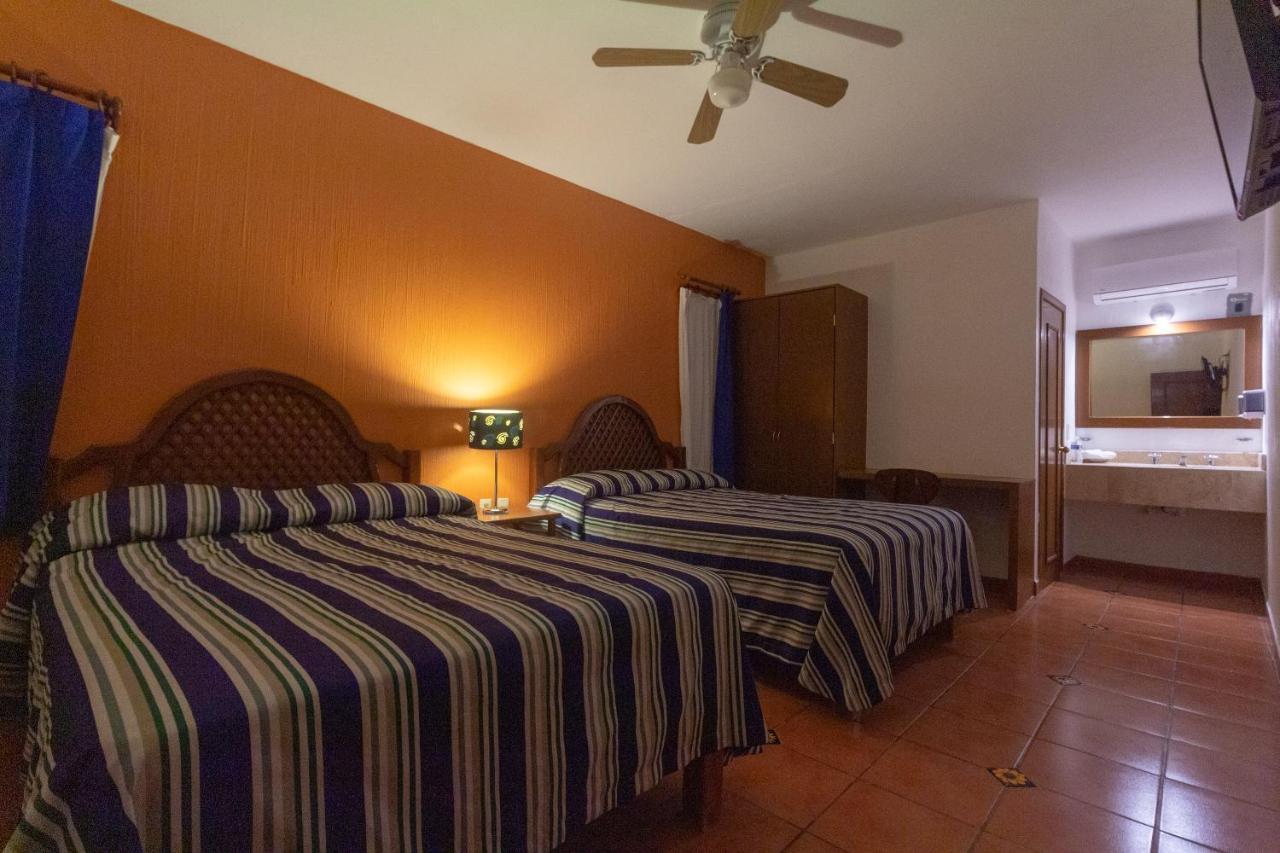 Hotel Degollado Zewnętrze zdjęcie