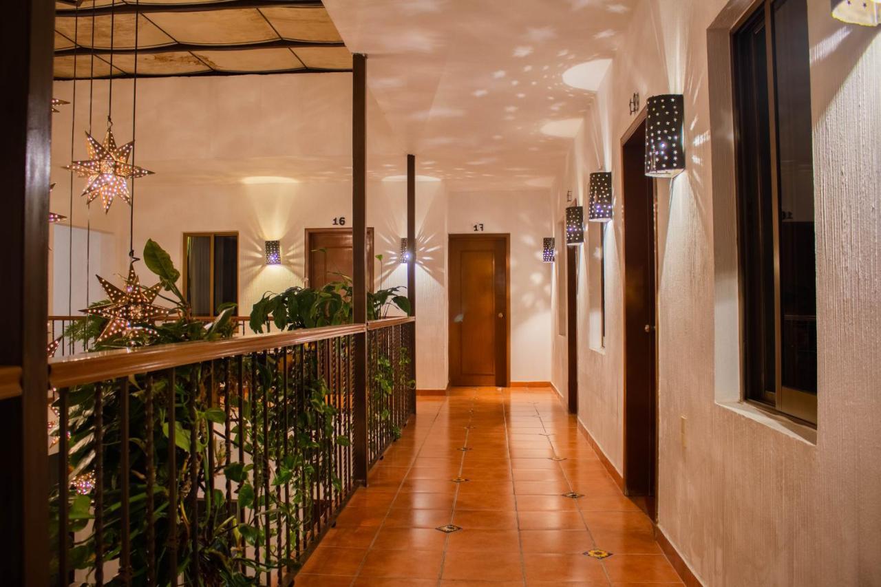 Hotel Degollado Zewnętrze zdjęcie