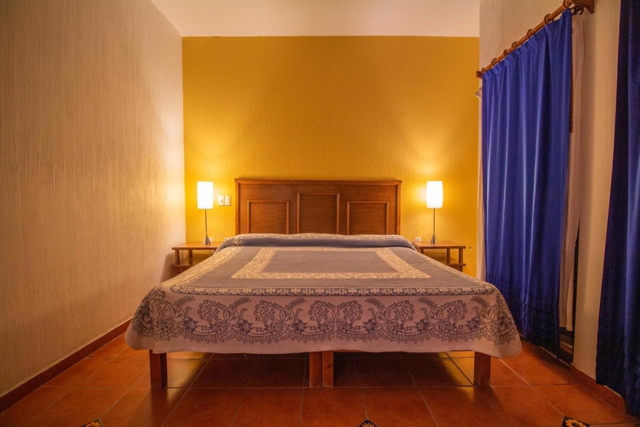 Hotel Degollado Zewnętrze zdjęcie